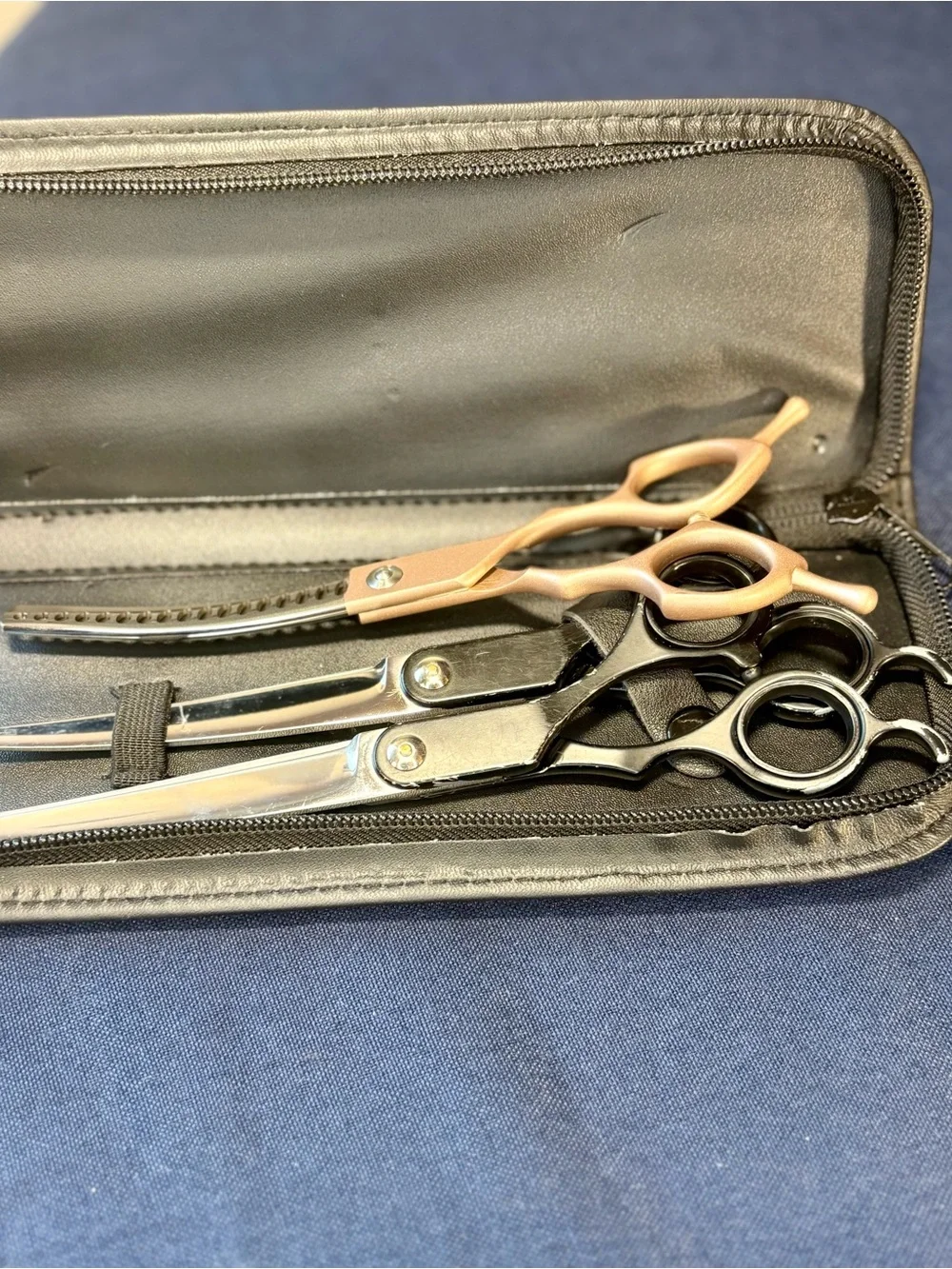 Andis & Kim Jong Yi Pet Grooming Shear Set